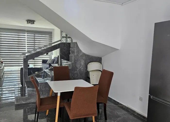 别墅 Anton Luxury Seaview By Emmelia Group Klorakas