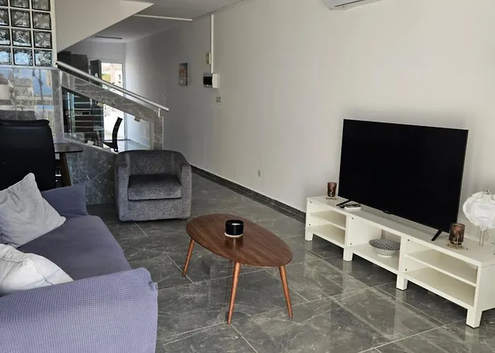 Anton Luxury Seaview By Emmelia Group * Klorakas