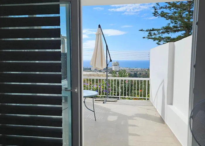 Villa Anton Luxury Seaview By Emmelia Group Klorakas